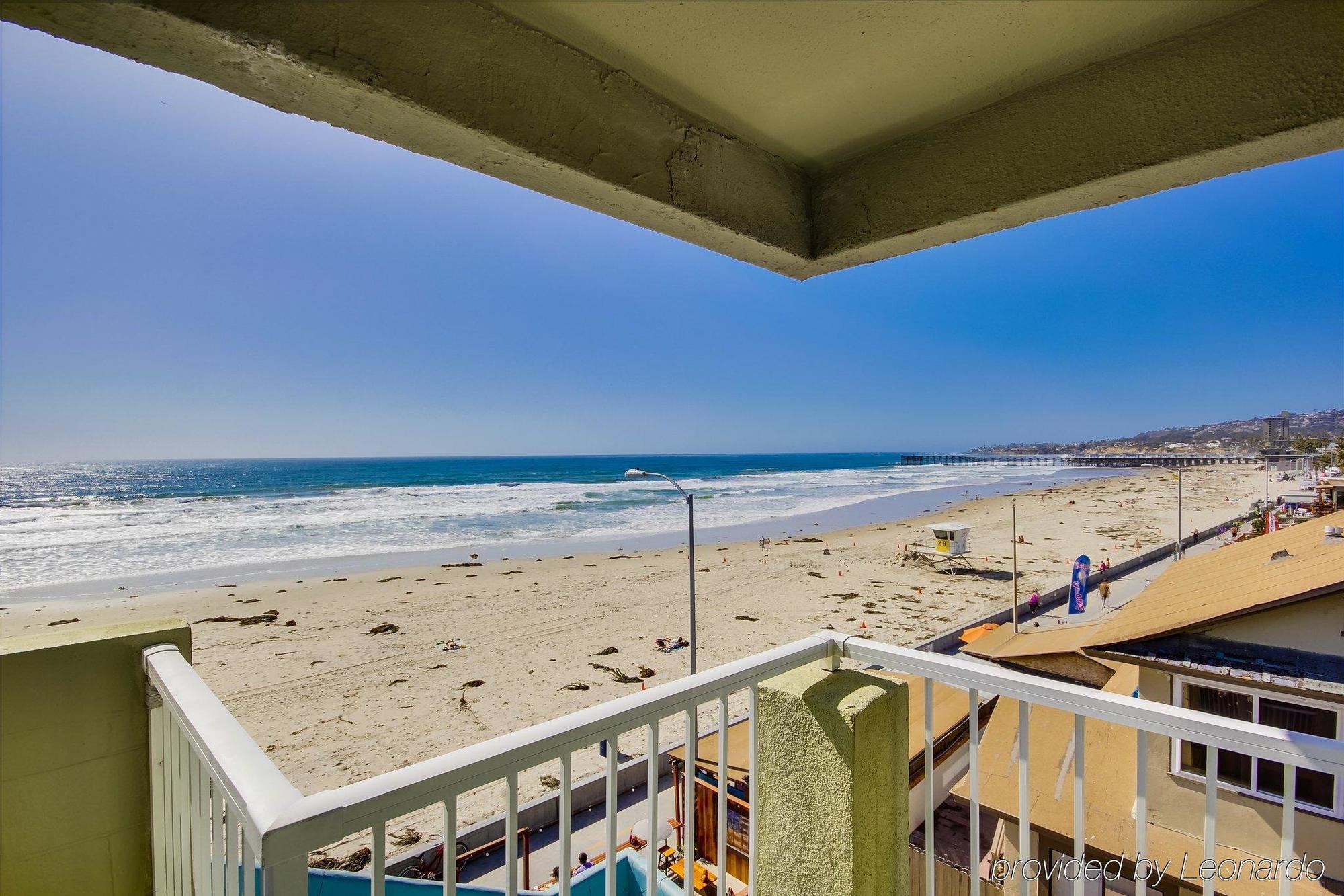 Surfer Hotel 3*